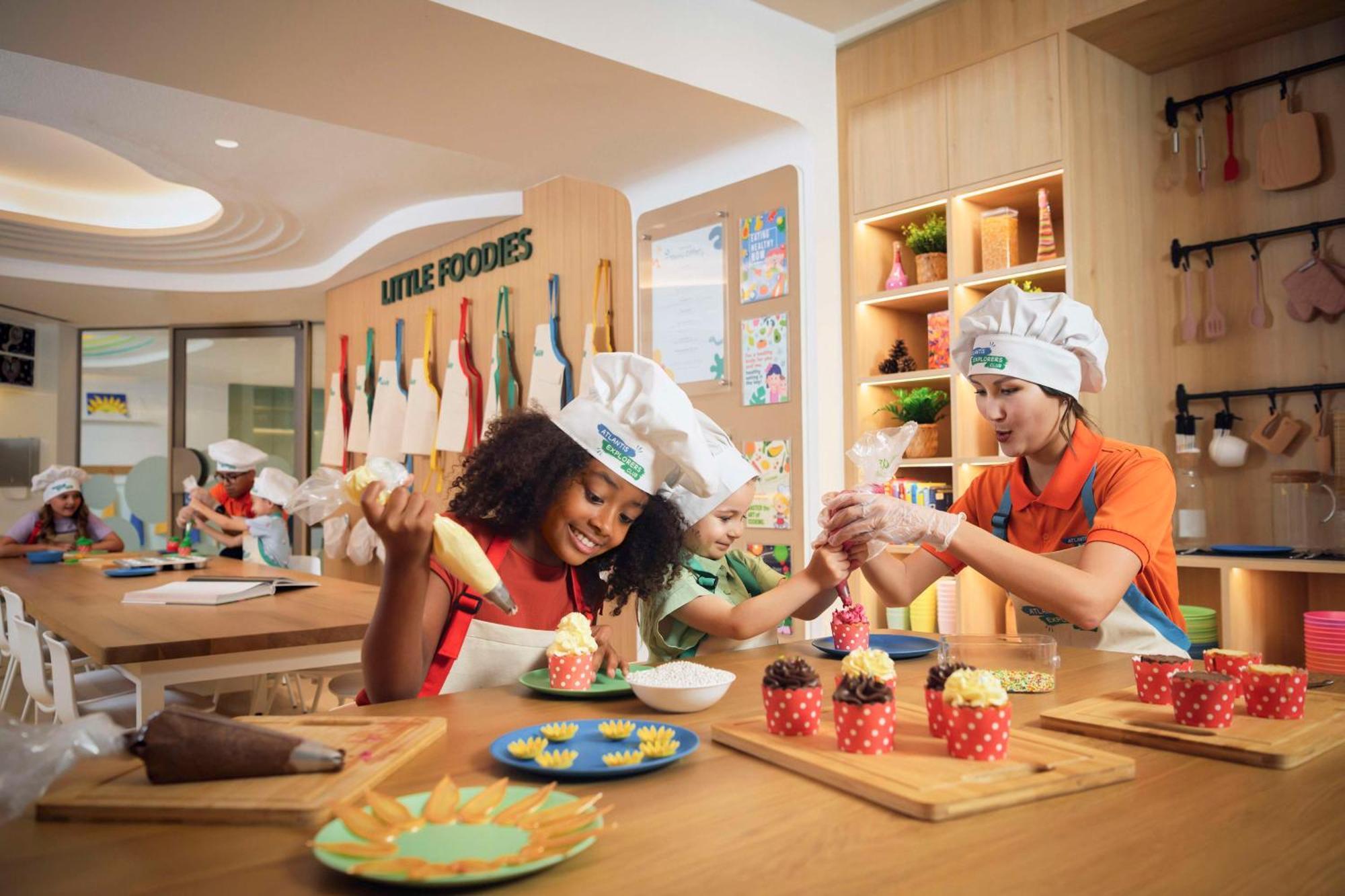Hotel Atlantis, The Palm Dubai Esterno foto Little Foodies